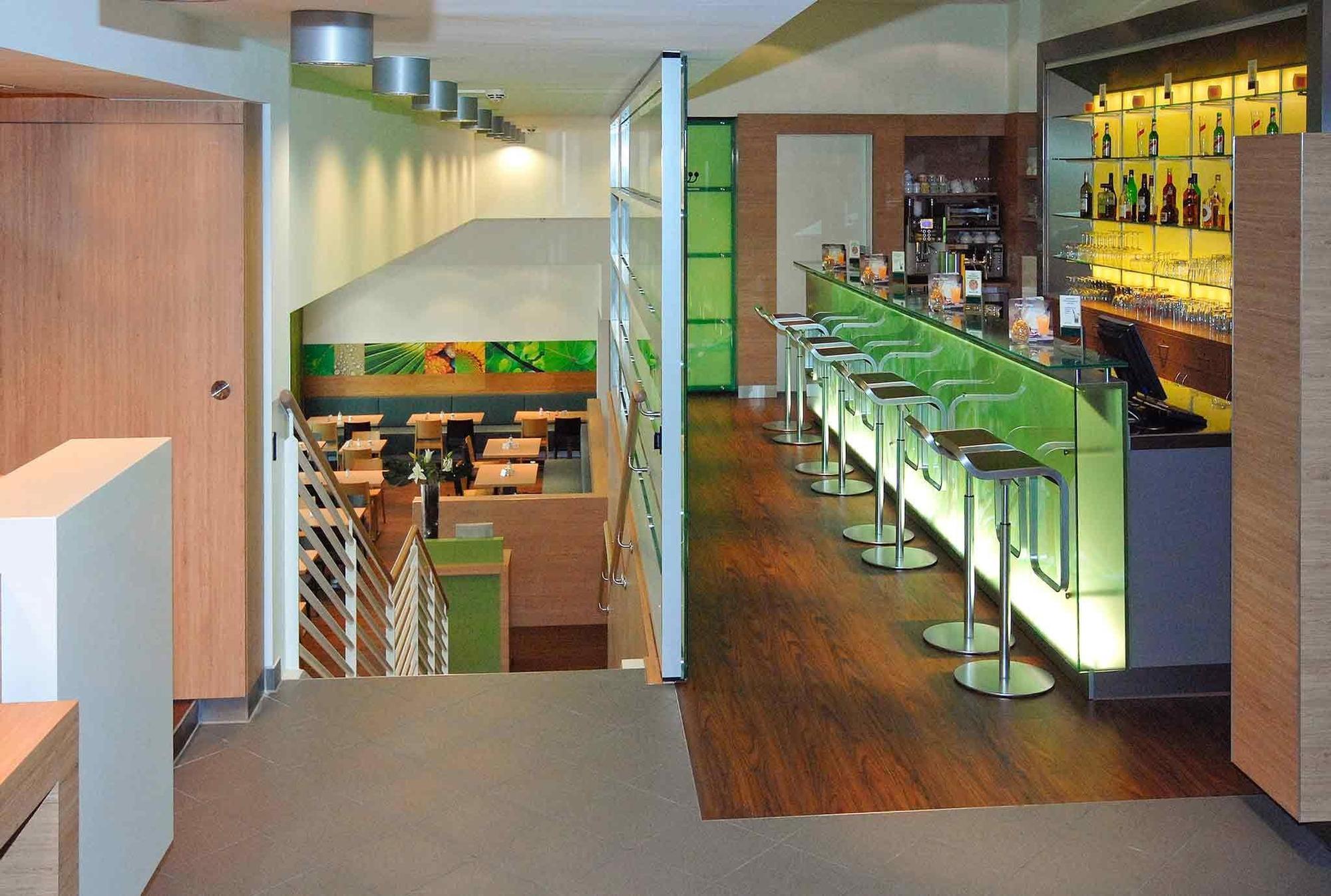 Ibis Heidelberg Hauptbahnhof Hotel Ngoại thất bức ảnh