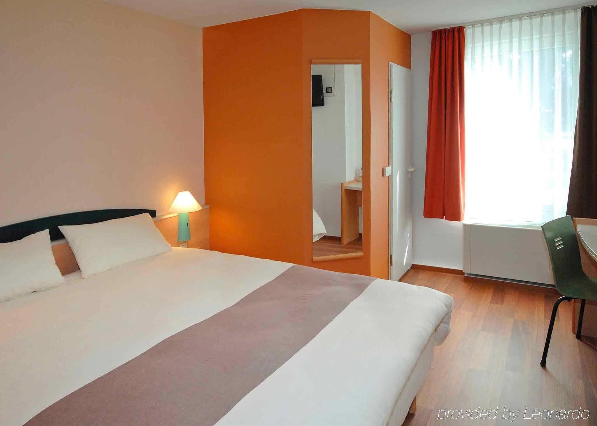 Ibis Heidelberg Hauptbahnhof Hotel Ngoại thất bức ảnh